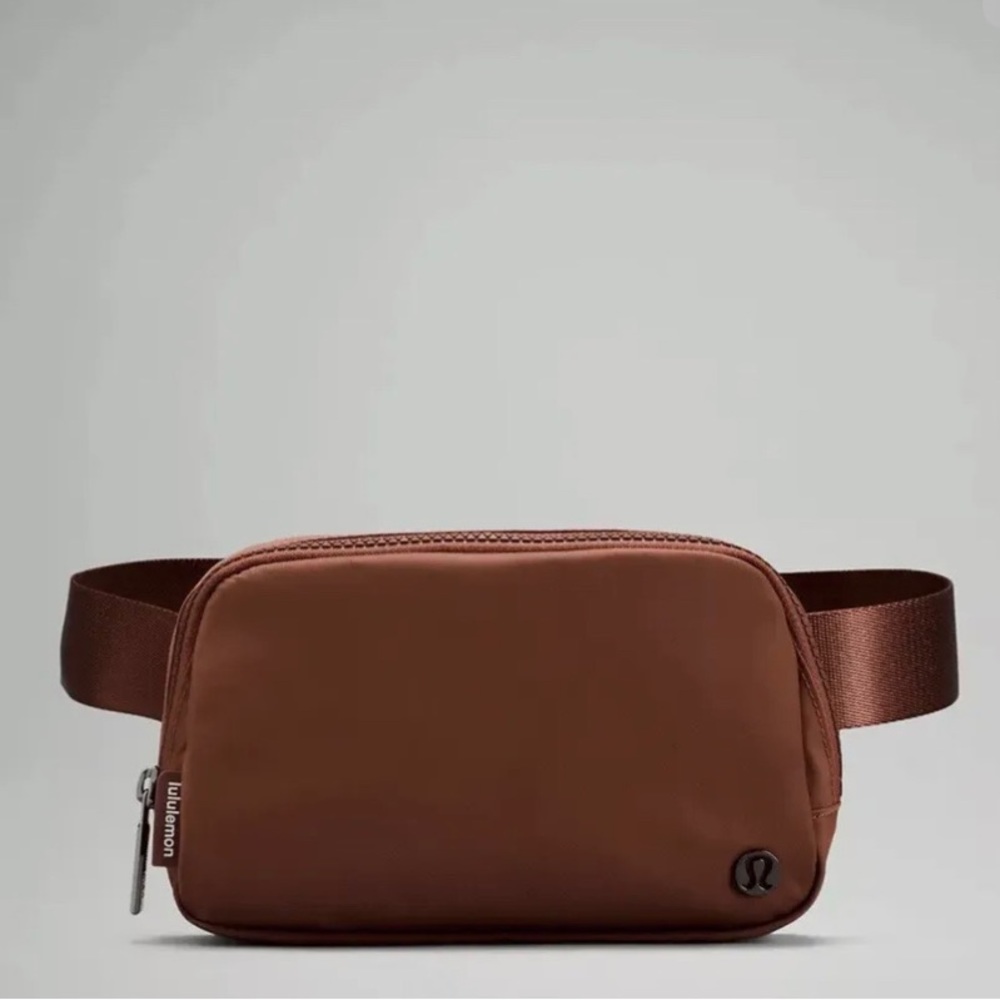 NWT Everywhere Belt bag in Ancient Copper